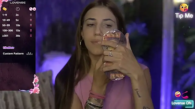 Snapshot of KeylaBlair chatting on 10.10.25 KeylaBlair online show from 10.10.25