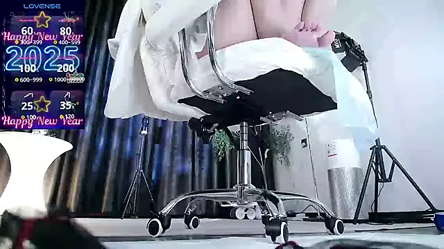 miaomiao-777 online show from 02.22.25