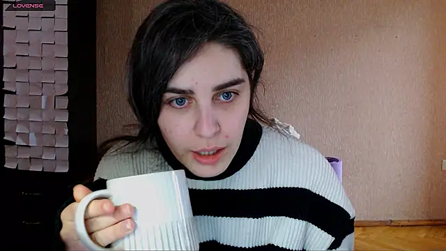 Snapshot of _Roselina_ chatting on 01.18.26 Roselina online show from 01.18.26