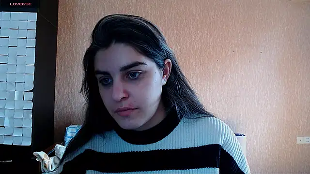 Snapshot of _Roselina_ chatting on 02.14.26 Roselina online show from 02.14.26