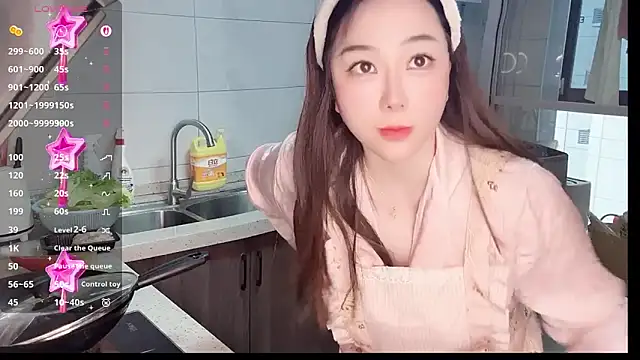 Snapshot of Alano-01 chatting on 02.26.26 Alano-01 online show from 02.26.26