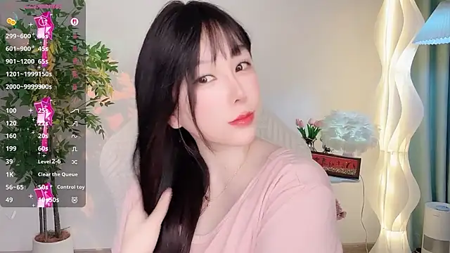 Snapshot of Alano-01 chatting on 05.26.26 Alano-01 online show from 05.26.26