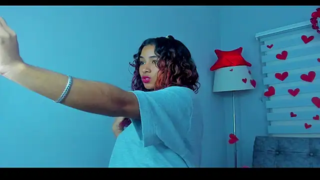 Snapshot of yian_meghan chatting on 02.28.25 yian meghan online show from 02.28.25