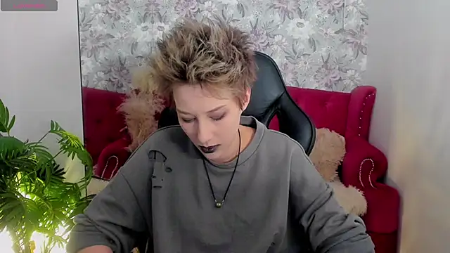 via mayer  online show from 03.20.25