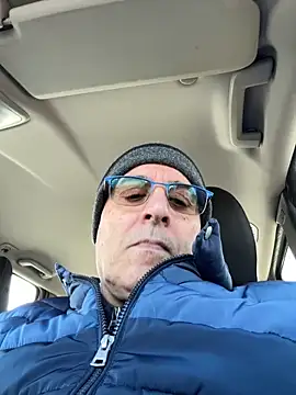 Snapshot of sempreilmio2 chatting on 01.16.25 sempreilmio2 online show from 01.16.25