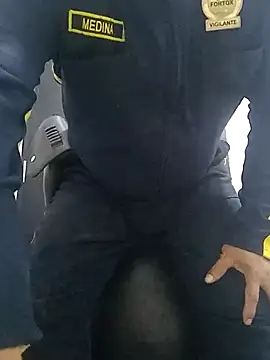 Snapshot of Jinenez chatting on 04.05.26 Jinenez online show from 04.05.26