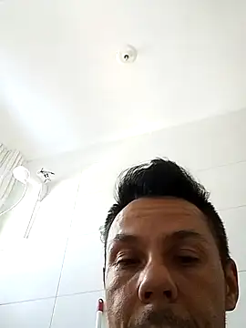 Santanacumxplod online show from 01.14.25