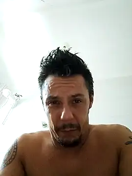 Santanacumxplod online show from 01.31.25