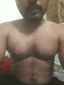 Snapshot of Chennaibull15 chatting on 04.15.26 Chennaibull15 online show from 04.15.26