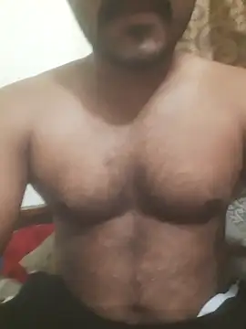 Snapshot of Chennaibull15 chatting on 04.15.26 Chennaibull15 online show from 04.15.26