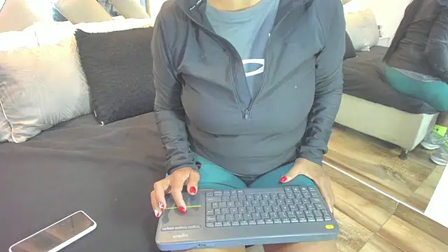 raquell moore online show from 01.13.26