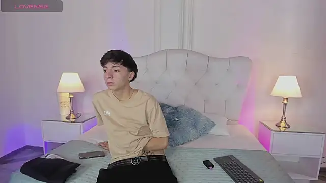 ethan and ava online show from 03.19.25