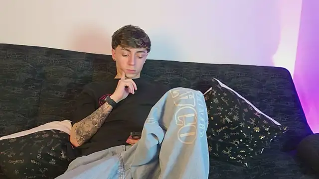 ethan and ava online show from 02.08.26