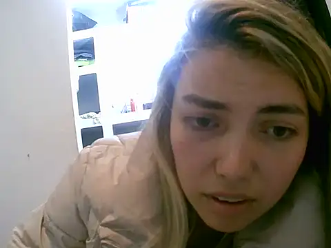 VittoriaTaylor online show from 04.20.26