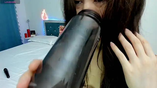 novaaskyy online show from 11.17.25