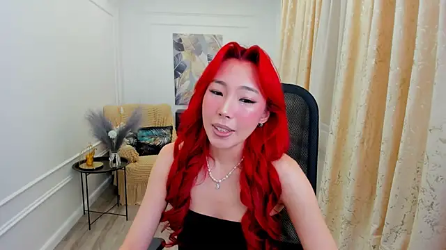 Snapshot of AnnaReyla chatting on 07.13.26 AnnaReyla online show from 07.13.26