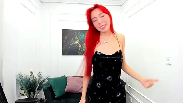 Snapshot of AnnaReyla chatting on 07.14.26 AnnaReyla online show from 07.14.26