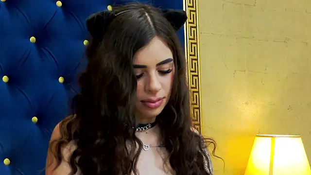 Snapshot of Annabellerise chatting on 01.23.25 Annabellerise online show from 01.23.25