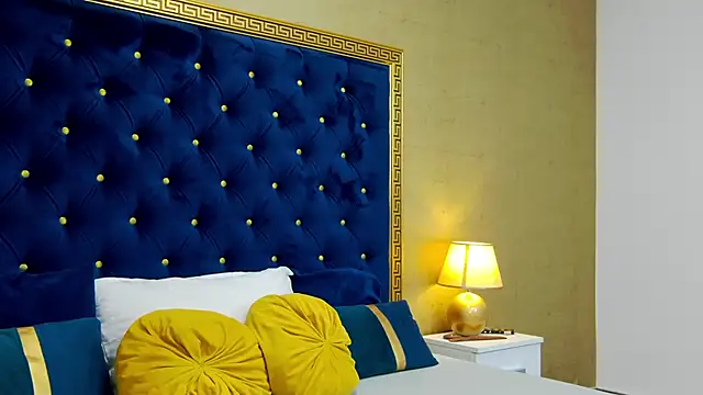 Snapshot of Annabellerise chatting on 01.31.25 Annabellerise online show from 01.31.25