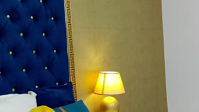 Snapshot of Annabellerise chatting on 02.11.25 Annabellerise online show from 02.11.25