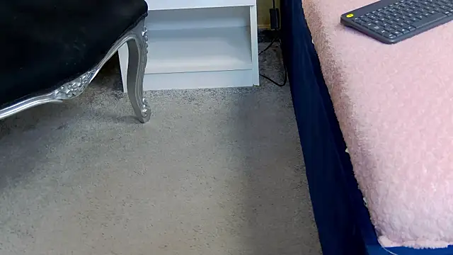 Snapshot of Annabellerise chatting on 02.21.25 Annabellerise online show from 02.21.25