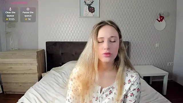 blondyriss online show from 09.19.25