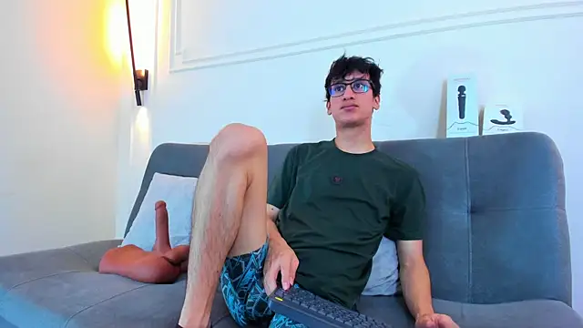 Cum hunters online show from 12.19.25