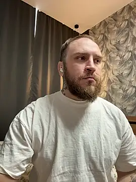 Snapshot of _XxX-XxX_ chatting on 04.18.26 XxX-XxX online show from 04.18.26