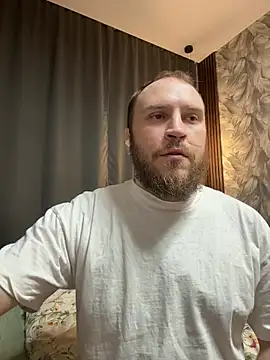 Snapshot of _XxX-XxX_ chatting on 04.19.26 XxX-XxX online show from 04.19.26