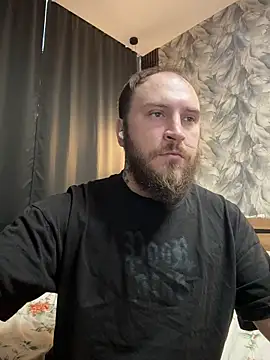 Snapshot of _XxX-XxX_ chatting on 05.12.26 XxX-XxX online show from 05.12.26