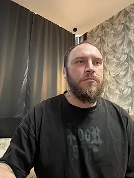 Snapshot of _XxX-XxX_ chatting on 05.17.26 XxX-XxX online show from 05.17.26