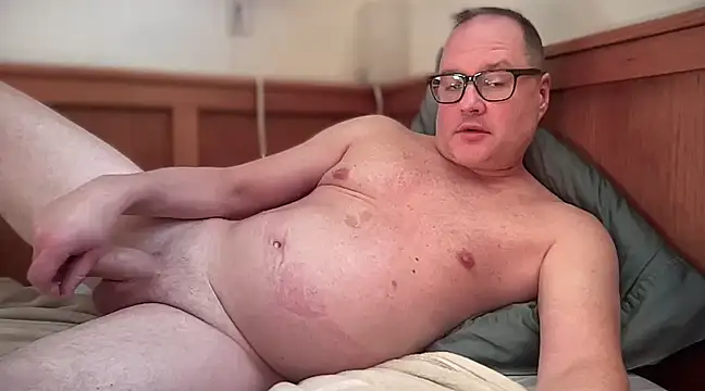   DR3W   online show from 02.18.25