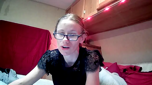 VibeyLovers online show from 02.19.25