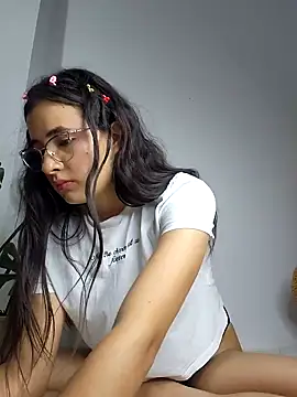 Snapshot of baaby-miiaa chatting on 02.01.25 baaby-miiaa online show from 02.01.25