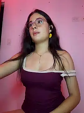 Snapshot of baaby-miiaa chatting on 02.17.25 baaby-miiaa online show from 02.17.25