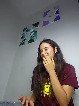 Snapshot of baaby-miiaa chatting on 03.12.25 baaby-miiaa online show from 03.12.25