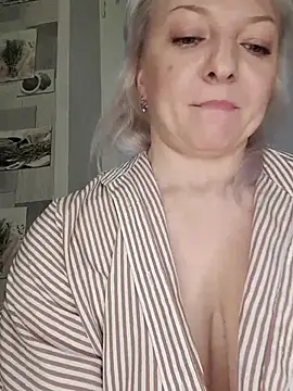 Anesteishen online show from 12.21.25