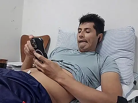 PerroDemonioHot online show from 09.18.25