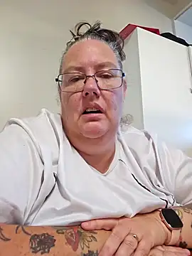 k1w1bbw online show from 02.08.25