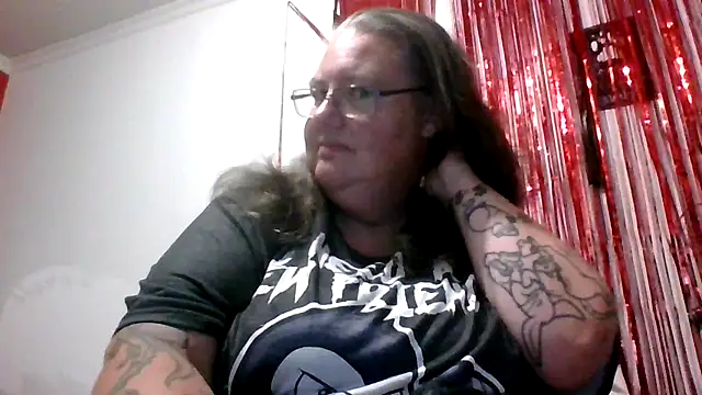 k1w1bbw online show from 02.14.25