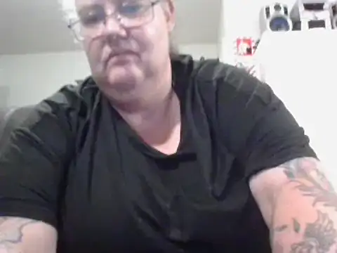 k1w1bbw online show from 03.09.25