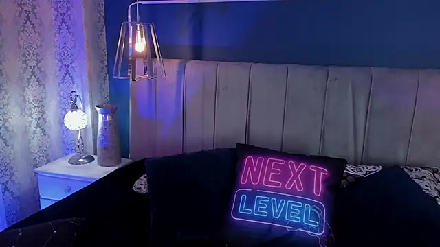 JeanneSabatier online show from 09.17.25