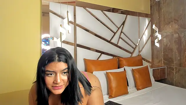 Snapshot of Camila_Mason chatting on 02.23.25 Camila Mason online show from 02.23.25