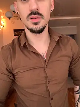 AssHunter4k online show from 11.18.25