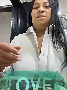 Miia Jazmin online show from 02.27.25