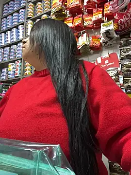 Miia Jazmin online show from 03.05.25