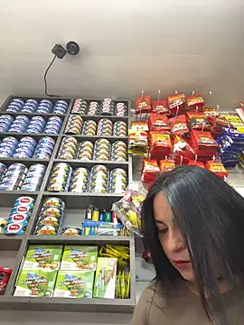 Miia Jazmin online show from 03.09.25