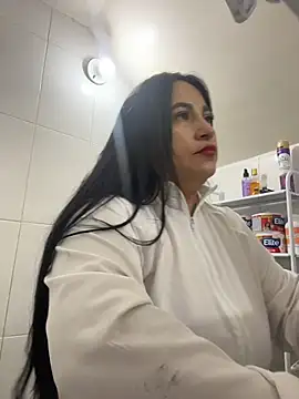 Miia Jazmin online show from 11.19.25