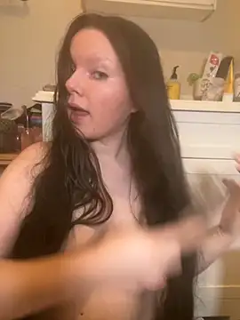 VenusandIppy online show from 10.16.25