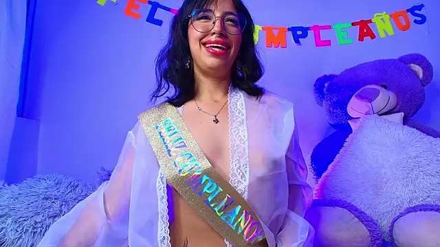 MiaFlamesxxx online show from 11.24.25